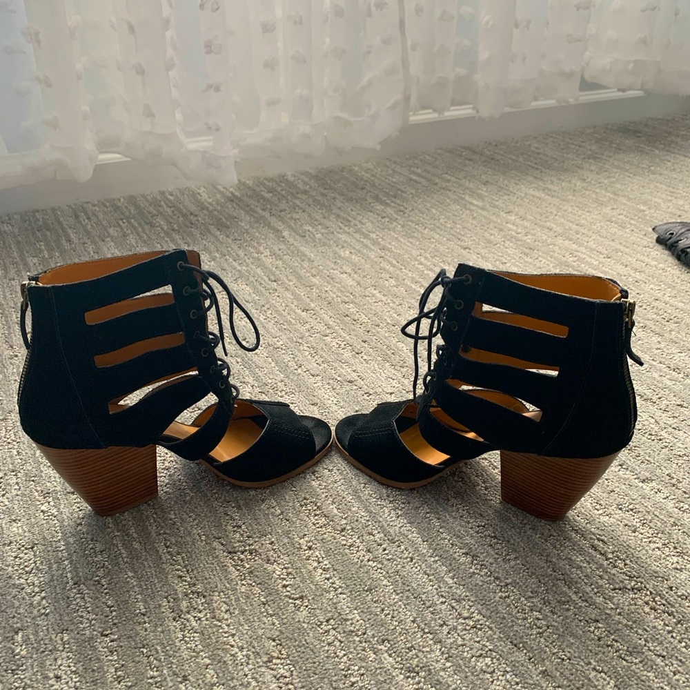 Black block heels sandals